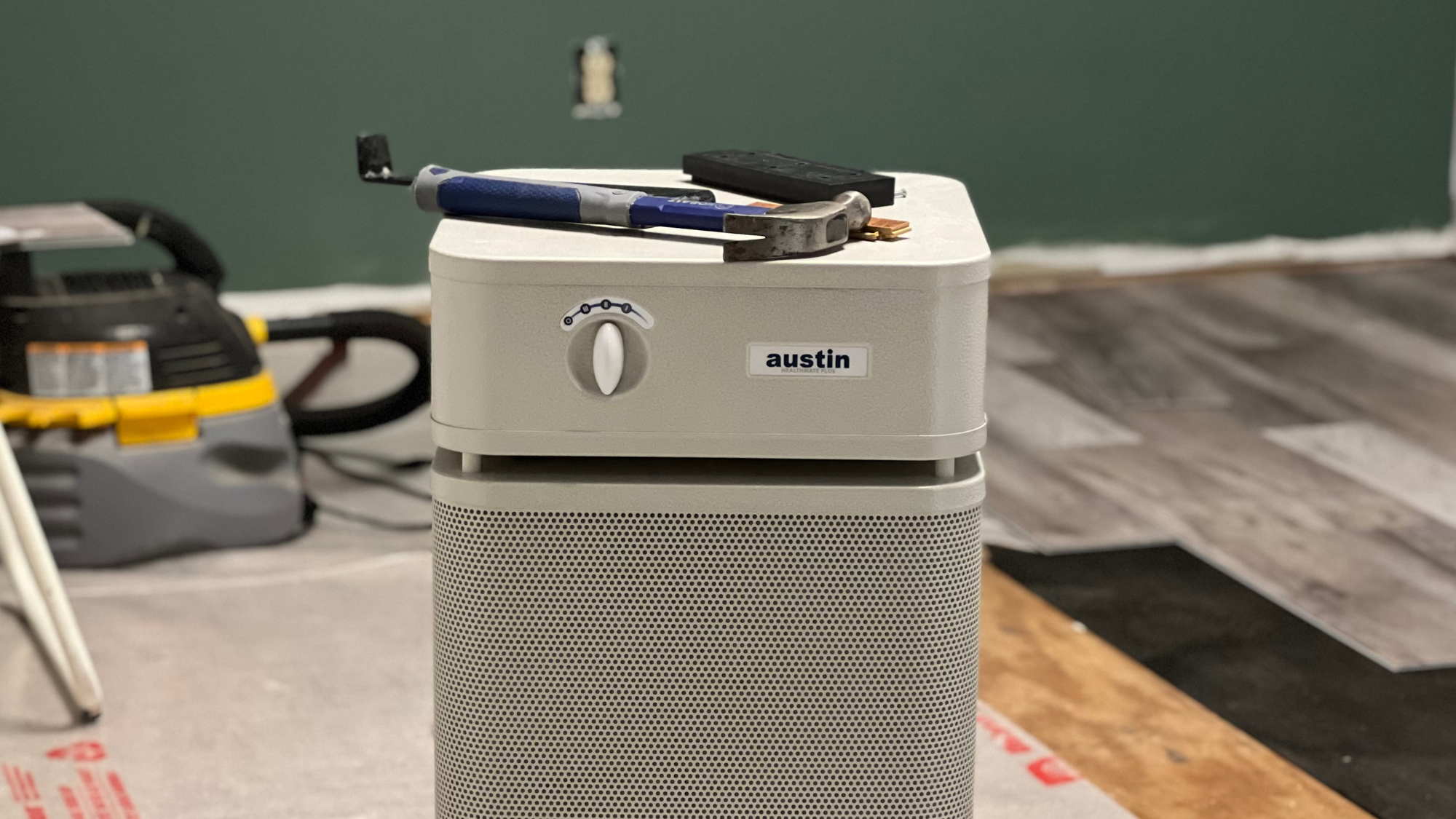 Air Purifiers A Must For Construction Workers